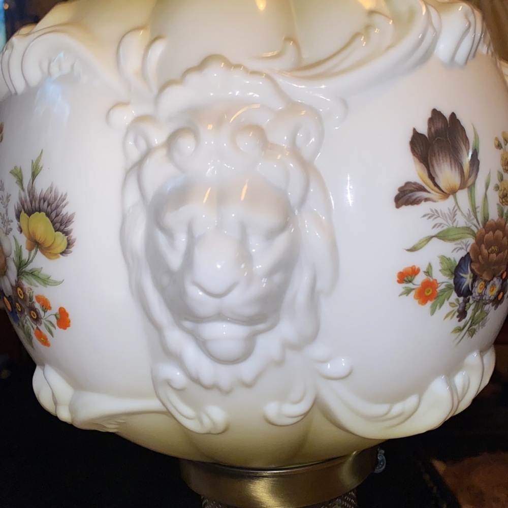 Antique~GONE WITH THE WIND PARLOR BANQUET PUFFY LION HEADS 3D LAMP - Picture 7 of 7